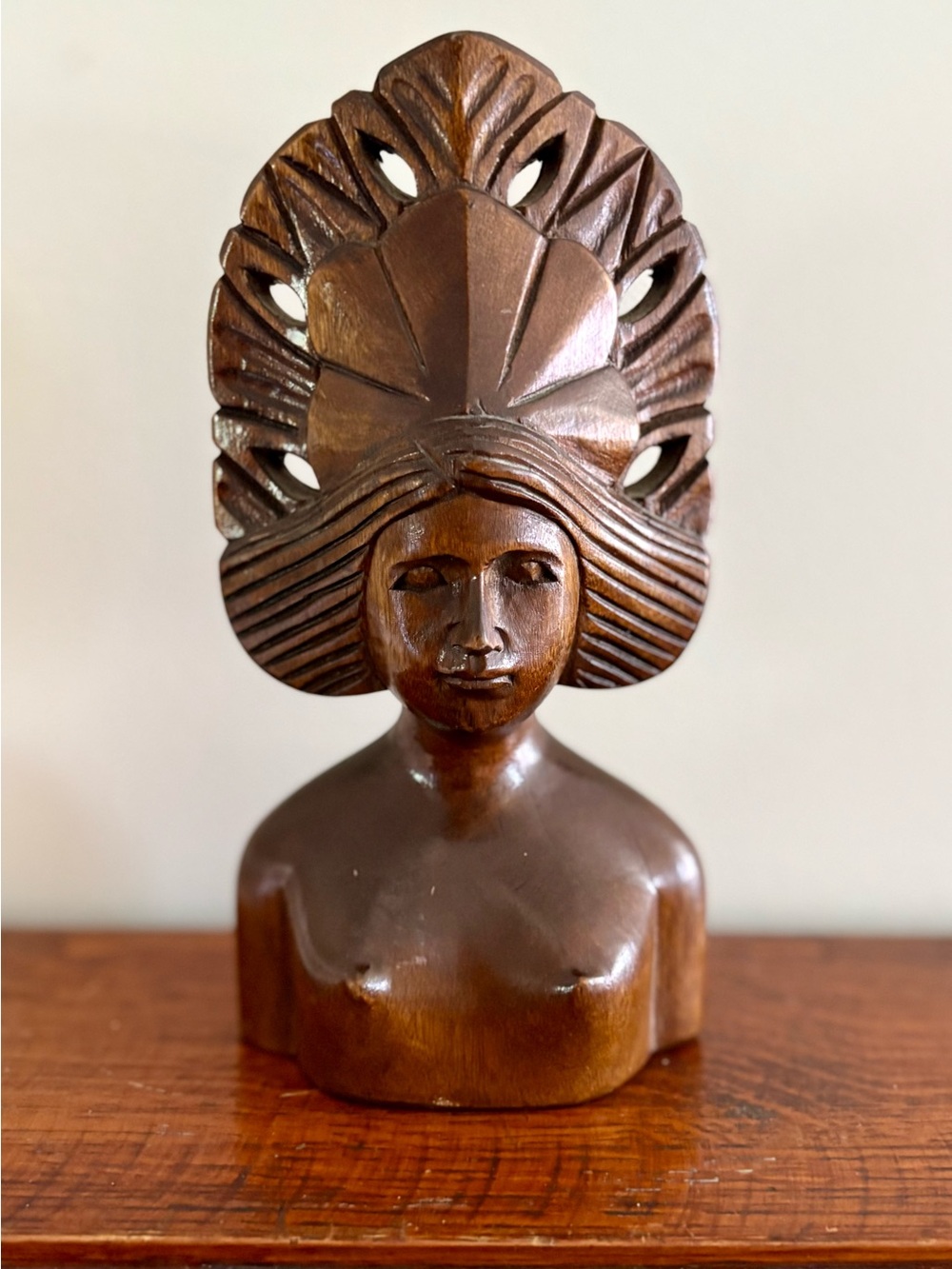 Vintage Hand-Carved Wooden Bust Sculpture - Brown Home Art